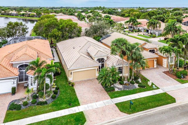 8688 Via Avellino, Lake Worth, FL 33467