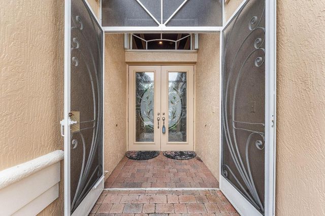 8688 Via Avellino, Lake Worth, FL 33467