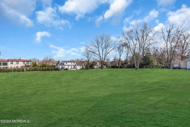 459 W Park Avenue, Oakhurst, NJ 07755