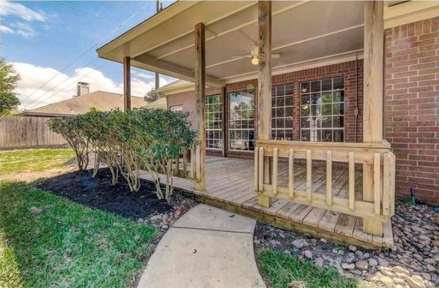 2606 S Strathford Lane, Houston, TX 77345