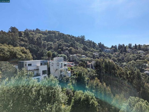 0 Gravat Dr., Oakland, CA 94705