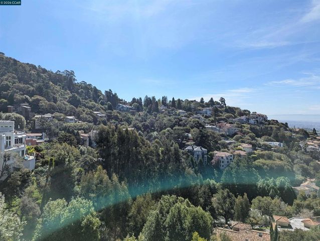 0 Gravat Dr., Oakland, CA 94705