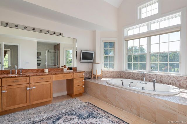 26 Legends Circle, Melville, NY 11747