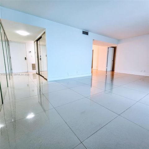 18181 NE 31st Ct 1910, Aventura, FL 33160