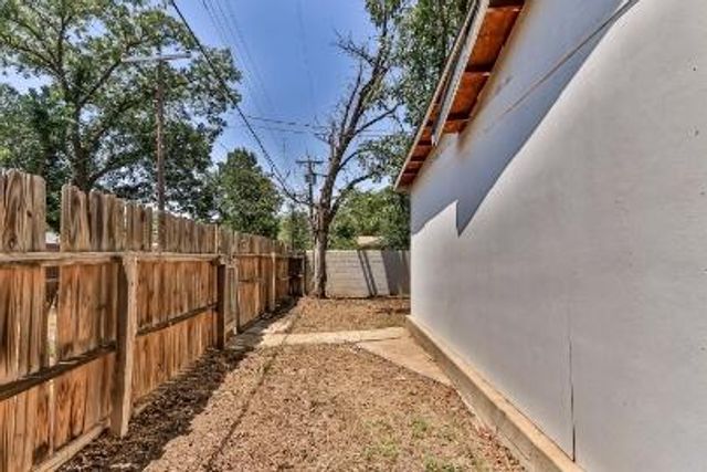 3801 26th Street, Lubbock, TX 79410