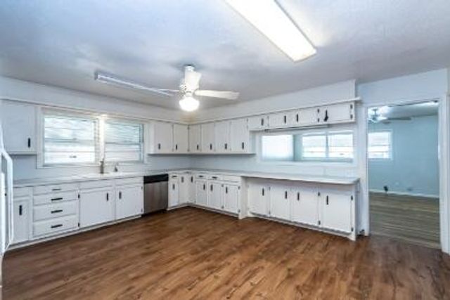 3801 26th Street, Lubbock, TX 79410