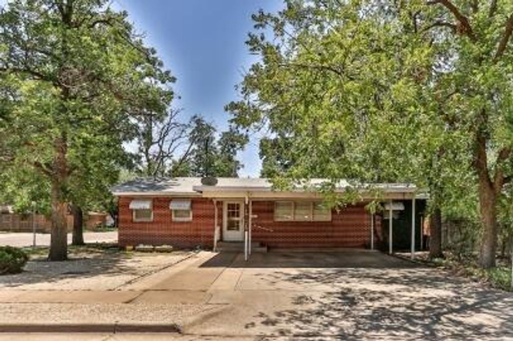 3801 26th Street, Lubbock, TX 79410