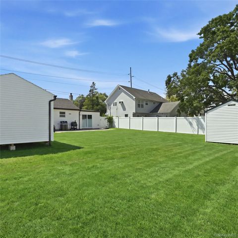1363 Manatuck Boulevard, Bay Shore, NY 11706
