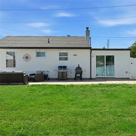 1363 Manatuck Boulevard, Bay Shore, NY 11706