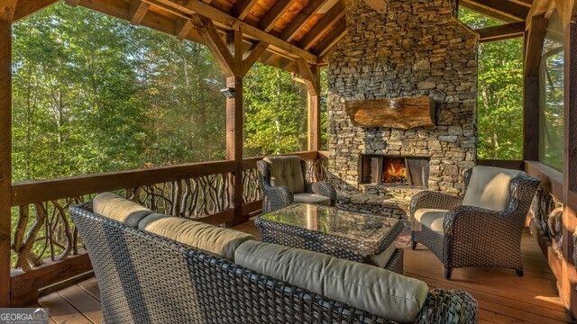 348 Lookout Trail, Mineral Bluff, GA 30559