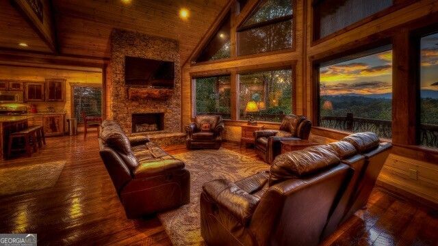 348 Lookout Trail, Mineral Bluff, GA 30559