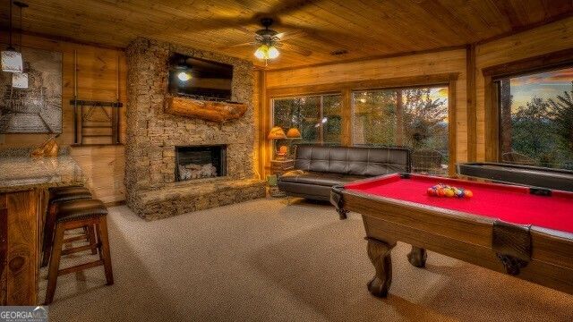 348 Lookout Trail, Mineral Bluff, GA 30559