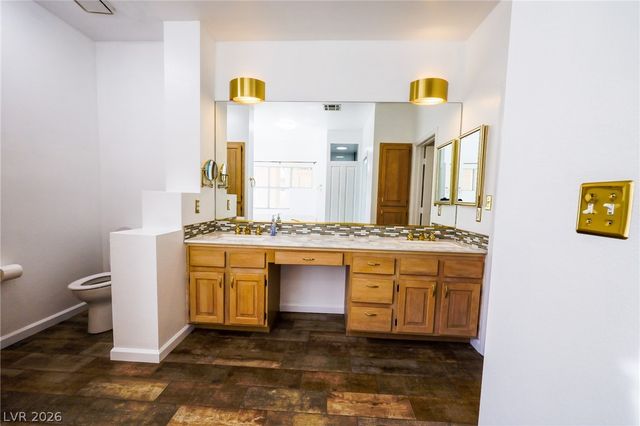 405 Mill Hollow Road, Las Vegas, NV 89107