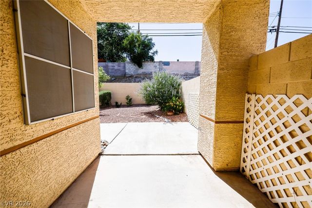 405 Mill Hollow Road, Las Vegas, NV 89107