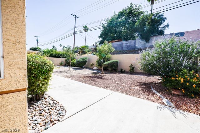 405 Mill Hollow Road, Las Vegas, NV 89107