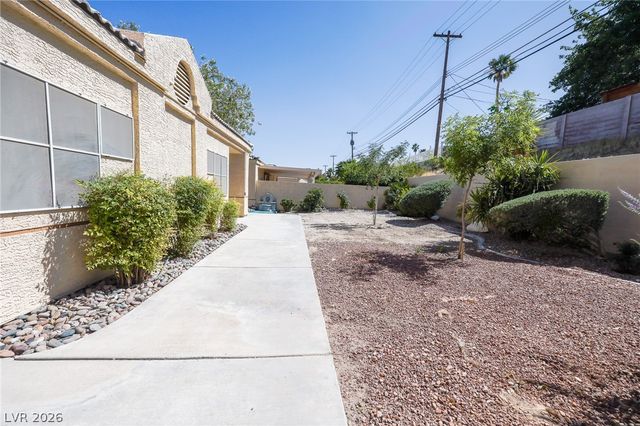 405 Mill Hollow Road, Las Vegas, NV 89107