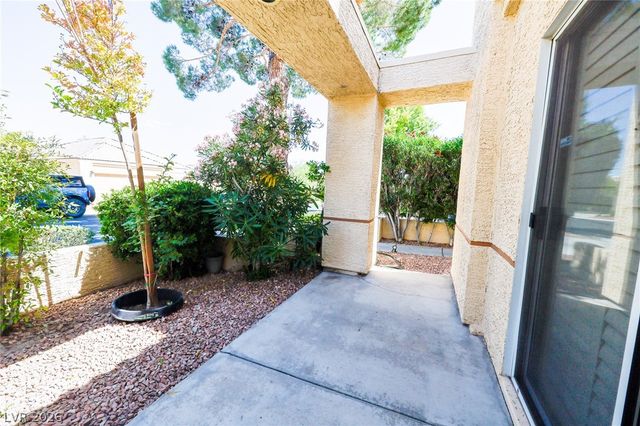 405 Mill Hollow Road, Las Vegas, NV 89107