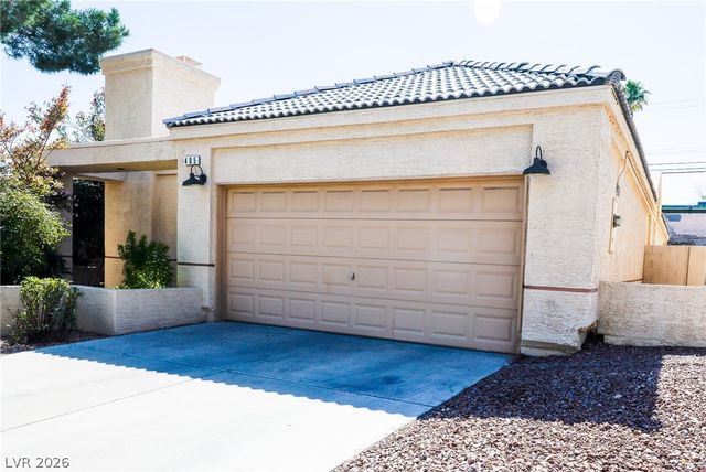 405 Mill Hollow Road, Las Vegas, NV 89107
