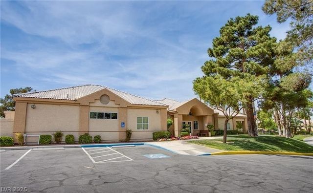 405 Mill Hollow Road, Las Vegas, NV 89107