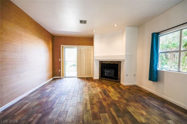 405 Mill Hollow Road, Las Vegas, NV 89107