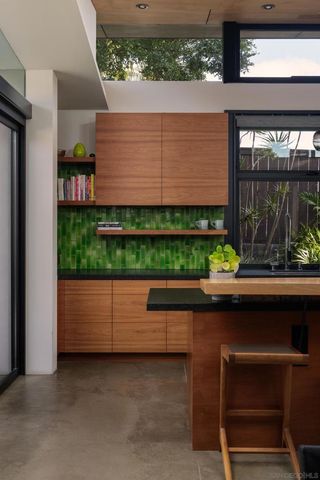 460 Palmitas St, Solana Beach, CA 92075