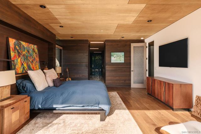 460 Palmitas St, Solana Beach, CA 92075