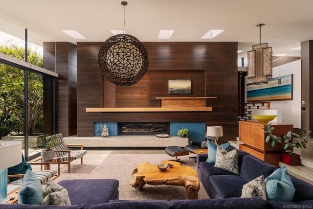 460 Palmitas St, Solana Beach, CA 92075