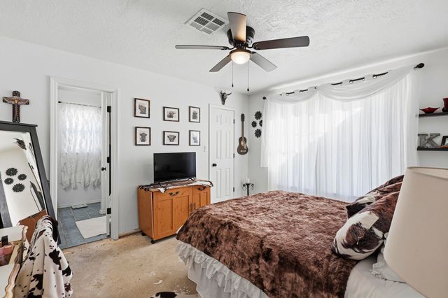 1121 Willow Court SE, Los Lunas, NM 87031