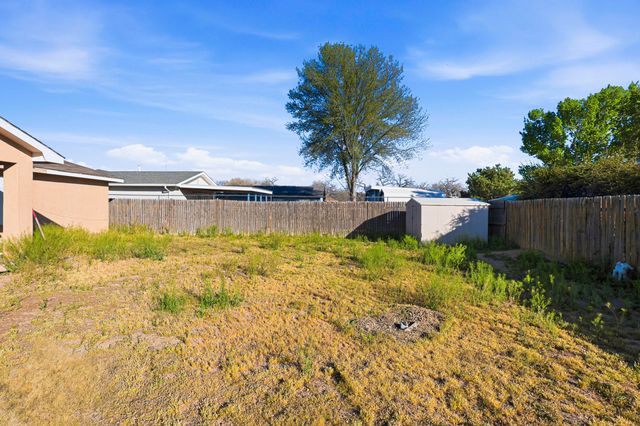 1121 Willow Court SE, Los Lunas, NM 87031