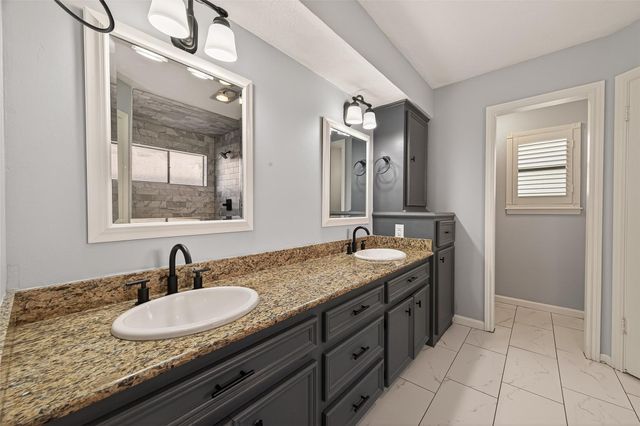 5323 Mulberry Grove Drive, Kingwood, TX 77345