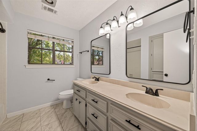 5323 Mulberry Grove Drive, Kingwood, TX 77345