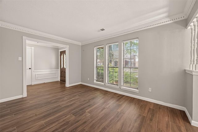 5323 Mulberry Grove Drive, Kingwood, TX 77345