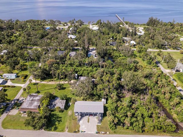 23019 SENECA AVENUE, Port Charlotte, FL 33980