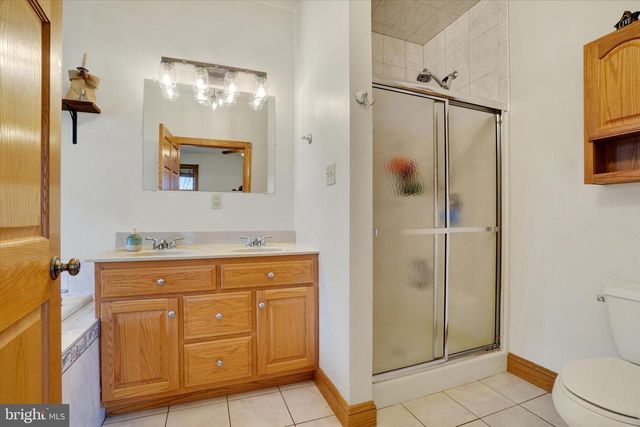 9185 HIGH ROCK RD, New Park, PA 17352