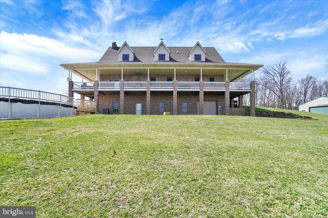 9185 HIGH ROCK RD, New Park, PA 17352