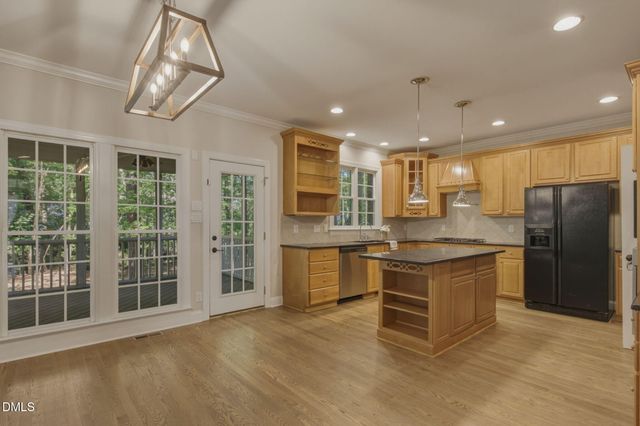 112 Pahlmeyer Place, Cary, NC 27519