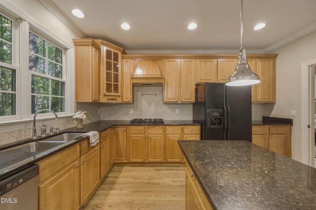 112 Pahlmeyer Place, Cary, NC 27519