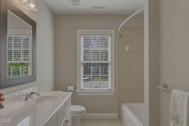 112 Pahlmeyer Place, Cary, NC 27519