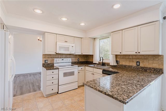 5880 Deepwood Trail, Solon, OH 44139