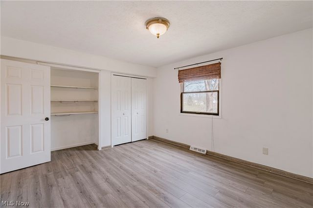 5880 Deepwood Trail, Solon, OH 44139