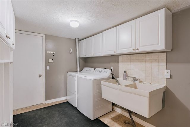 5880 Deepwood Trail, Solon, OH 44139