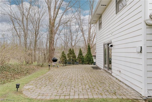 5880 Deepwood Trail, Solon, OH 44139