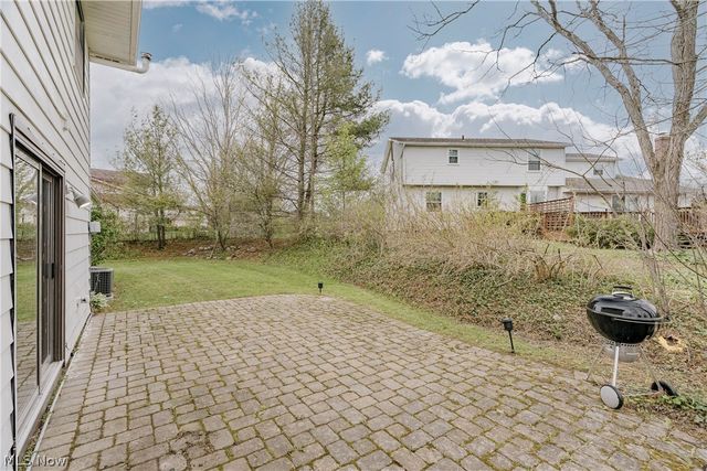 5880 Deepwood Trail, Solon, OH 44139