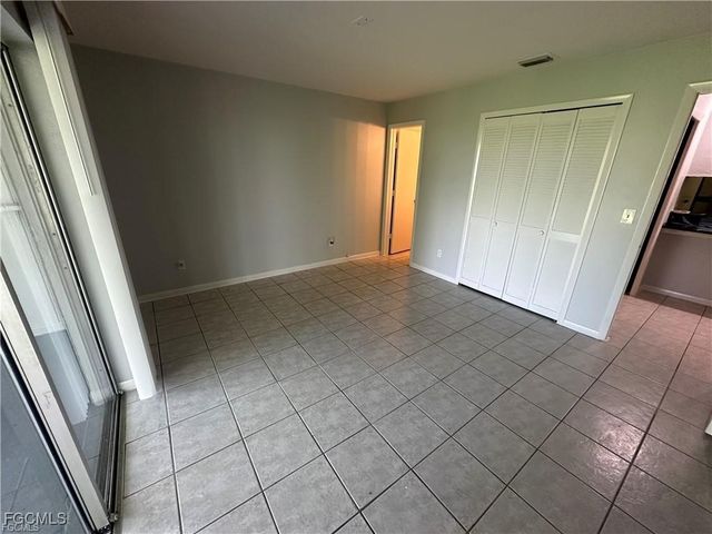 518-520 SE 6TH PL, Cape Coral, FL 33990