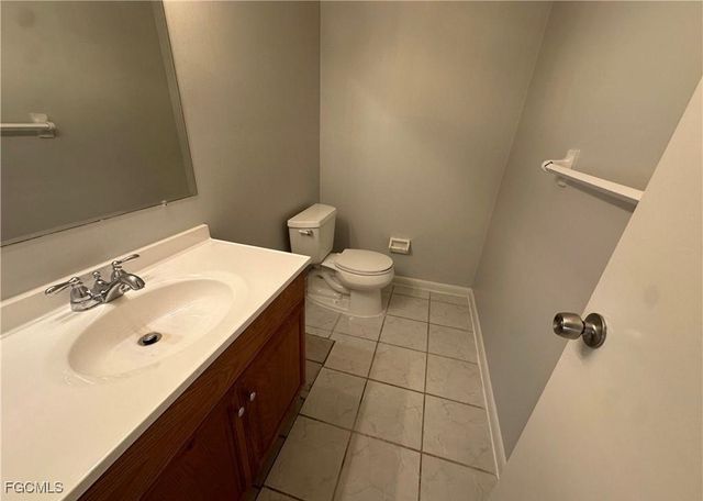 518-520 SE 6TH PL, Cape Coral, FL 33990