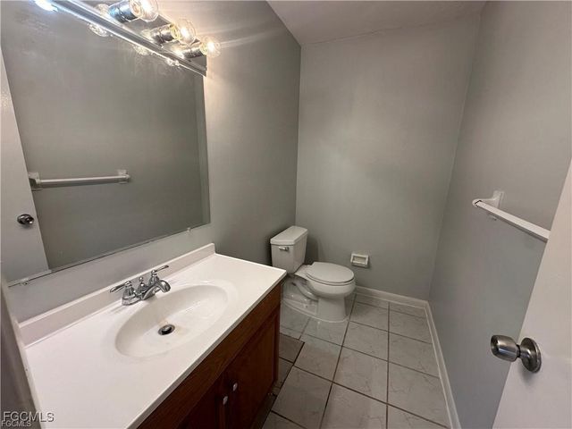 518-520 SE 6TH PL, Cape Coral, FL 33990