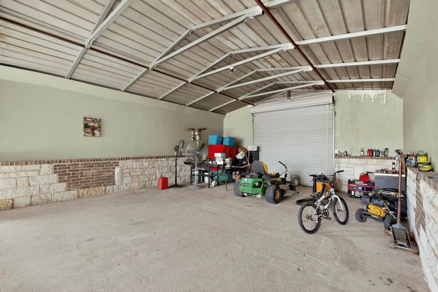 18729 County Road 620, Venus, TX 76084