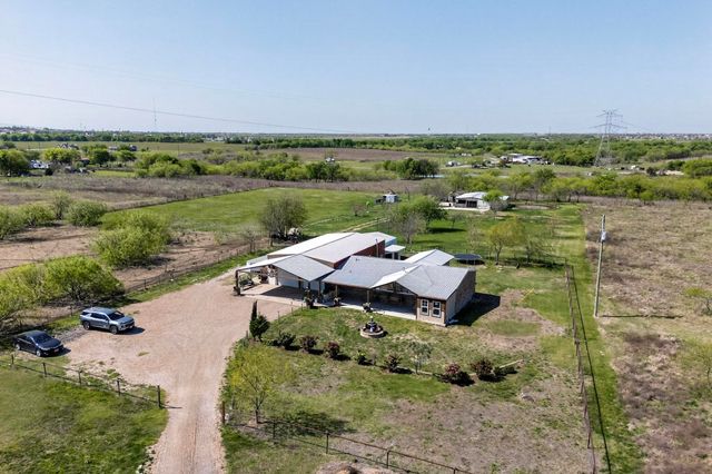 18729 County Road 620, Venus, TX 76084