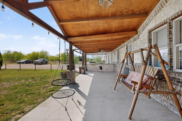 18729 County Road 620, Venus, TX 76084