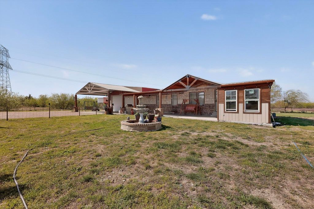18729 County Road 620, Venus, TX 76084